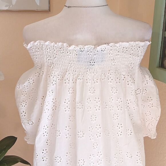 Hill House White Eyelet Nap Dress . Lounge. Beachy .Coastal. Relaxation. - Picture 9 of 15